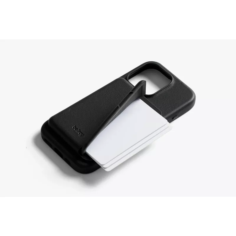 Bellroy Leather Case with Magnetic Wallet iPhone 16 Pro:lle, musta