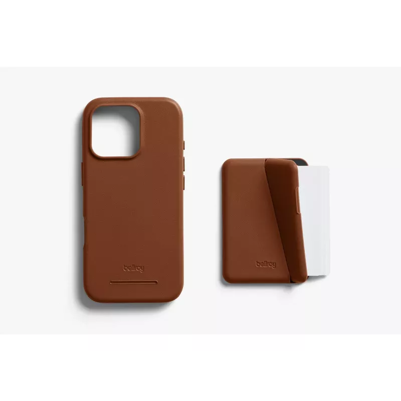 Bellroy Leather Case with Magnetic Wallet for iPhone 16 Pro, ruskea