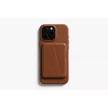 Bellroy nahkakotelo Magnetic Wallet -lompakolla iPhone 16 Pro Max:lle, ruskea