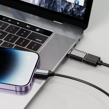 TECH-PROTECT ULTRABOOST -sovitin Lightning–USB OTG, musta