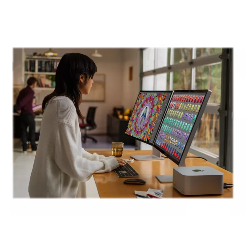 Apple Studio Display 27 tuuman 5K Retina -näyttö vakioglasilla hopea