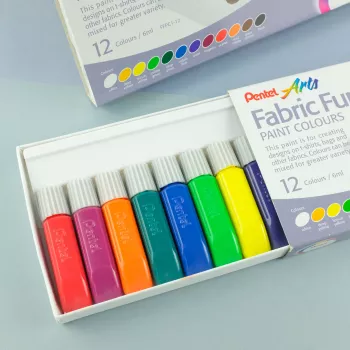 Pentel Arts FFPC1-12 -kangasvärisarja, eri värejä, 12 x 6 ml tuubia