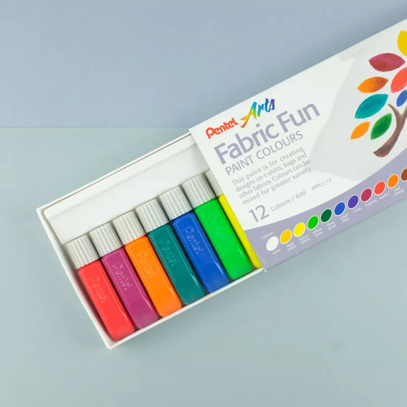 Pentel Arts FFPC1-12 -kangasvärisarja, eri värejä, 12 x 6 ml tuubia