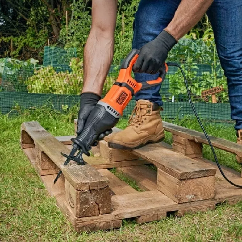 Black & Decker BES301-QS puukkosaha 2800 spm 750 W musta, oranssi
