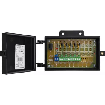 PULSAR AWZ594 sulakemoduuli kotelossa, 8 lähtöä, 1A per lähtö, 8A yhteensä, 10-30V DC