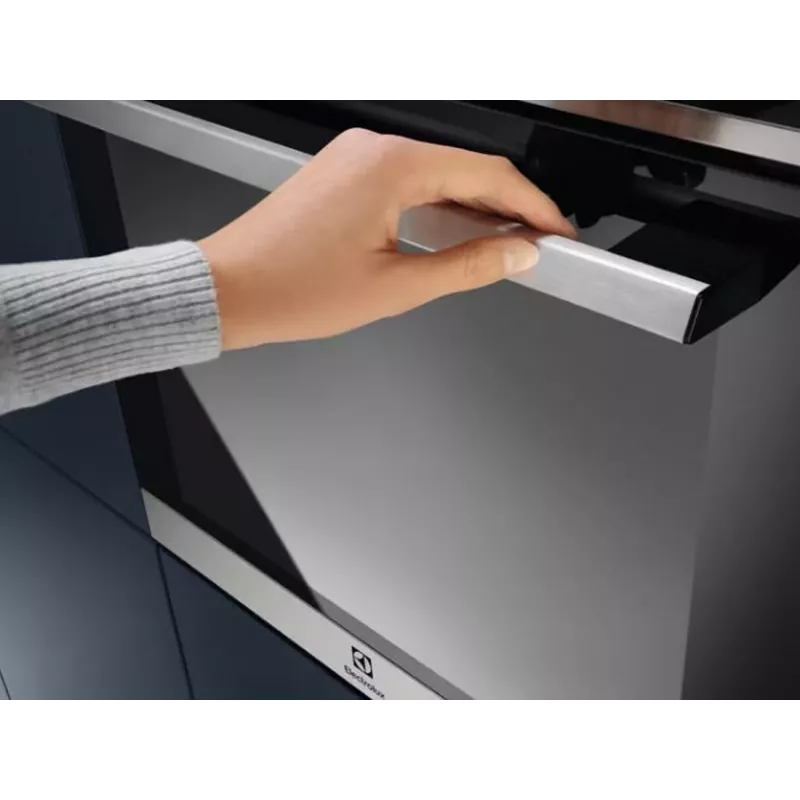 Electrolux EOD6P66WX kalusteisiin asennettava uuni pyrolyysipuhdistuksella, 72L, A+ energia, ruostumaton teräs