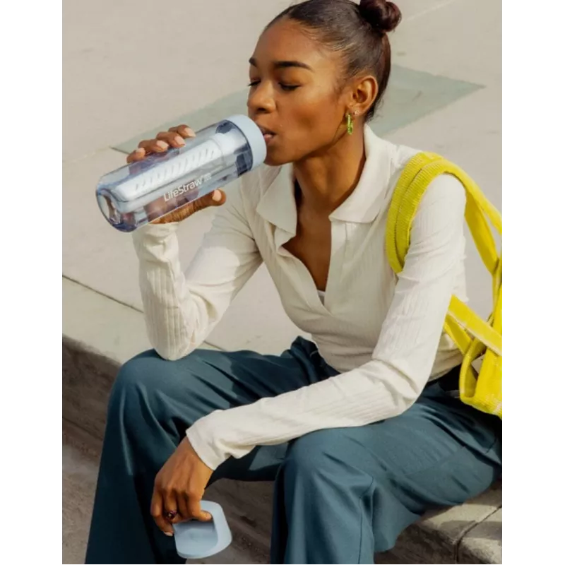 LifeStraw Go 2.0 vesisuodatinpullo 22 oz (650 ml) - kirsikankukkaroosa