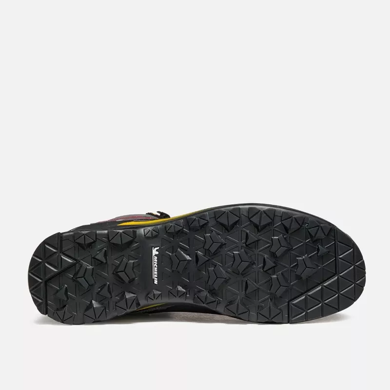 Garmont Akron Mid GTX vaelluskengät - musta/Garmont Orange, EU 44,5