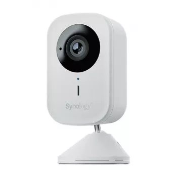 Synology CC410W 4MP tekoälypohjainen Wi-Fi-kuutiokamera 360° panoraamanäkymällä, kaksisuuntainen ääni, IP67, PoE