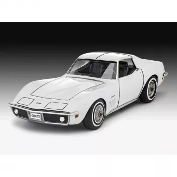 Revell aloittelijasarja Corvette C3 (1:32 mittakaava)