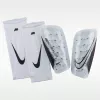 Nike Mercurial Lite jalkapallon säärisuojat valkoinen musta M