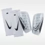 Nike Mercurial Lite jalkapallon säärisuojat valkoinen DN3611-100 koko XL
