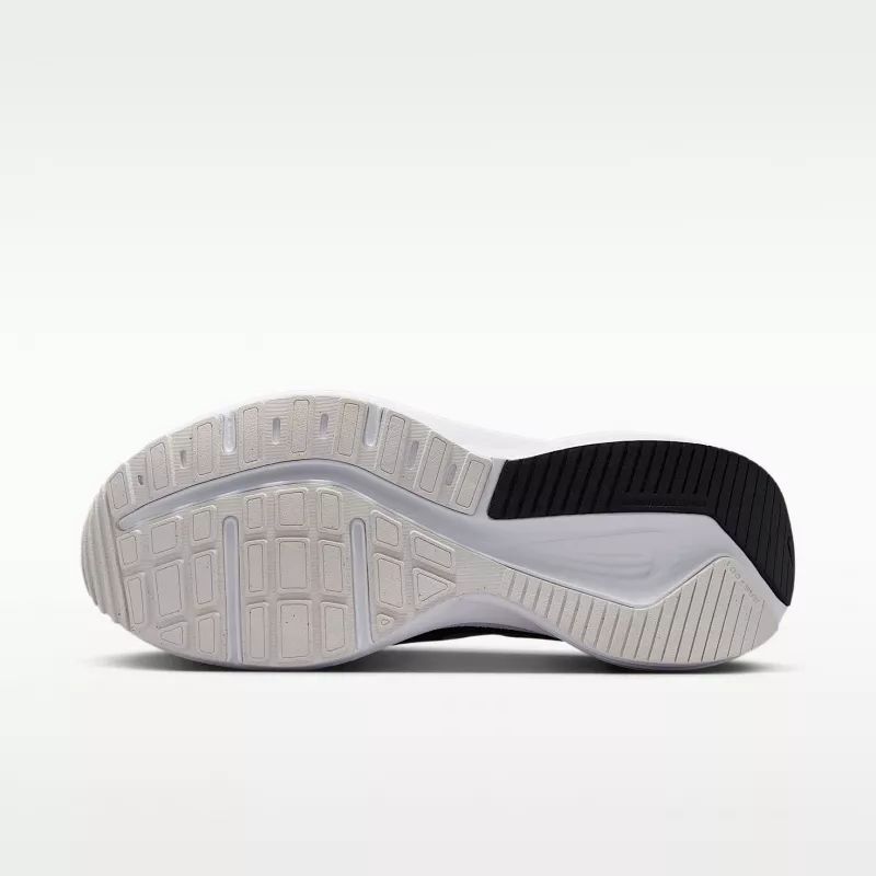 Nike Downshifter 14 miesten juoksukengät valkoinen/musta 38.5 EU