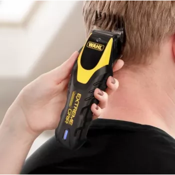 Wahl EXTREME GRIP hiustenleikkuukone 3031752 | verkkovirtakäyttöinen hiustenleikkuukone, jossa 9 värikoodattua kampaa