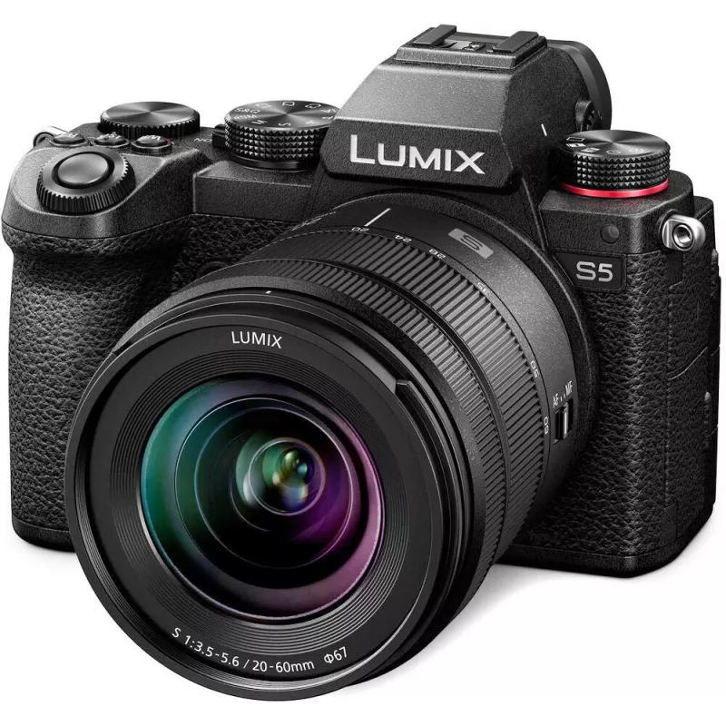 Panasonic Lumix DC-S5KE-K täysikokoinen järjestelmäkamera 20-60mm objektiivisarjalla