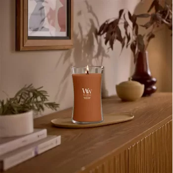 WoodWick Saffron Smoke suuri tiimalasilasi-kynttilä 609,5g