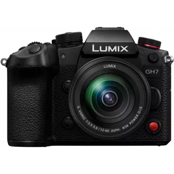 Panasonic Lumix DC-GH7 kamera ja objektiivi 12-60mm f/3.5-5.6 (DC-GH7ME)