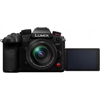 Panasonic Lumix DC-GH7 kamera ja objektiivi 12-60mm f/3.5-5.6 (DC-GH7ME)