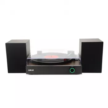 AKAI ATT-200SP hihnavetoinen levysoitin USB-tallennuksella, 3 nopeutta, sisäänrakennetulla etuvahvistimella, RCA- ja USB-lähdöillä, timanttineulalla, irrotettavalla pölysuojakannella