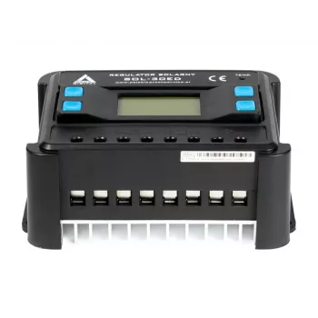 AZO Digital PWM SOL-30ED 12/24V 30A aurinkolataussäädin LCD-näytöllä