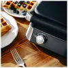 Adler AD 3084 vohvelirauta, 2400 W, musta/hopea