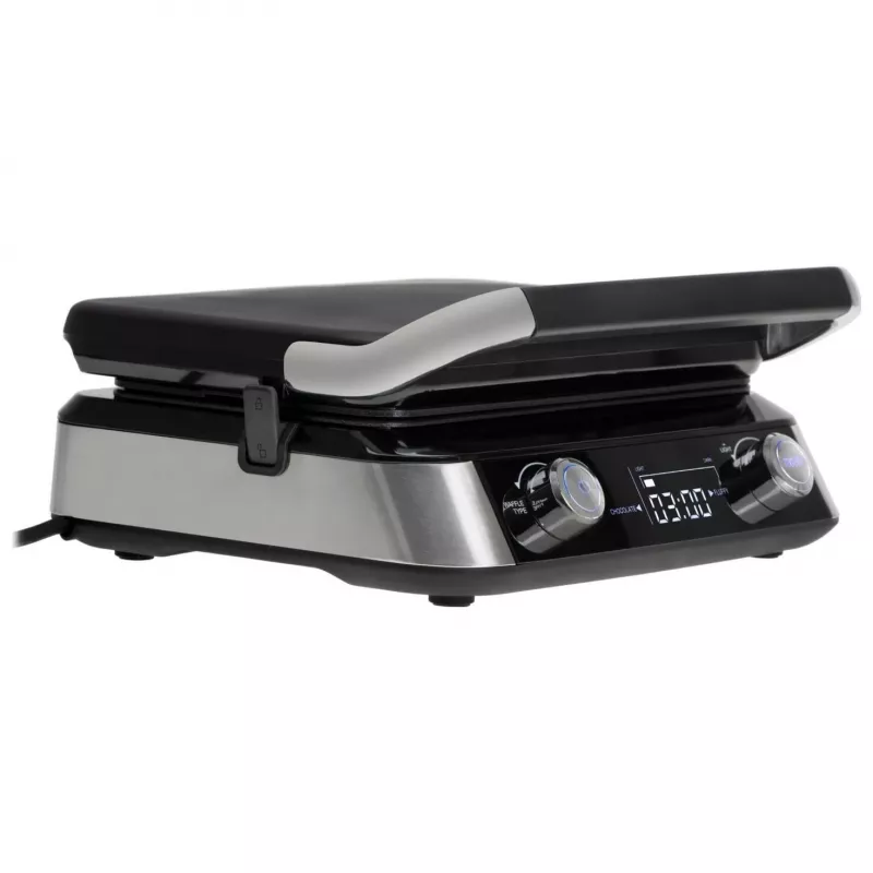 Adler AD 3084 vohvelirauta, 2400 W, musta/hopea