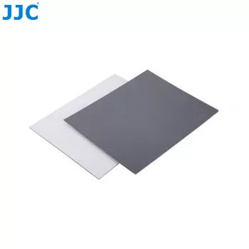 JJC GC-sarja 2-in-1 valokuvauksen kalibrointikorttisarja – 18% harmaakortti ja valkotasapainokortti, 20 x 25 cm, kestävä muovi, kantohihnalla