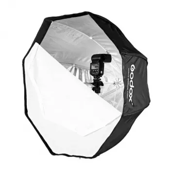 Godox SB-UBW95 95 cm kahdeksankulmainen sateenvarjosoftbox Bowens-kiinnityksellä, hopeinen sisäpinta, diffuusorit ja kantolaukku
