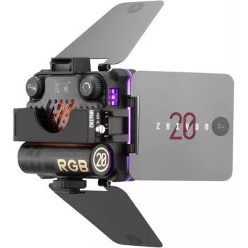 Zhiyun M20C COMBO RGB LED-täytevalo magneettikiinnityksellä, 20W, 2700K-6500K, CRI≥95, OLED-näyttö, Bluetooth-sovellusohjaus, ministatiivi, diffuusori, grid, säilytyslaukku
