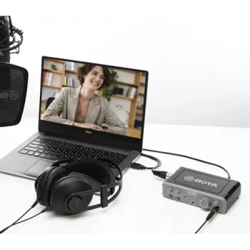 BOYA BY-AM1 2-kanavainen USB-C audio-liitäntä XLR/TRS-tuloilla, +48V phantom-virralla ja Direct Monitoring -toiminnolla