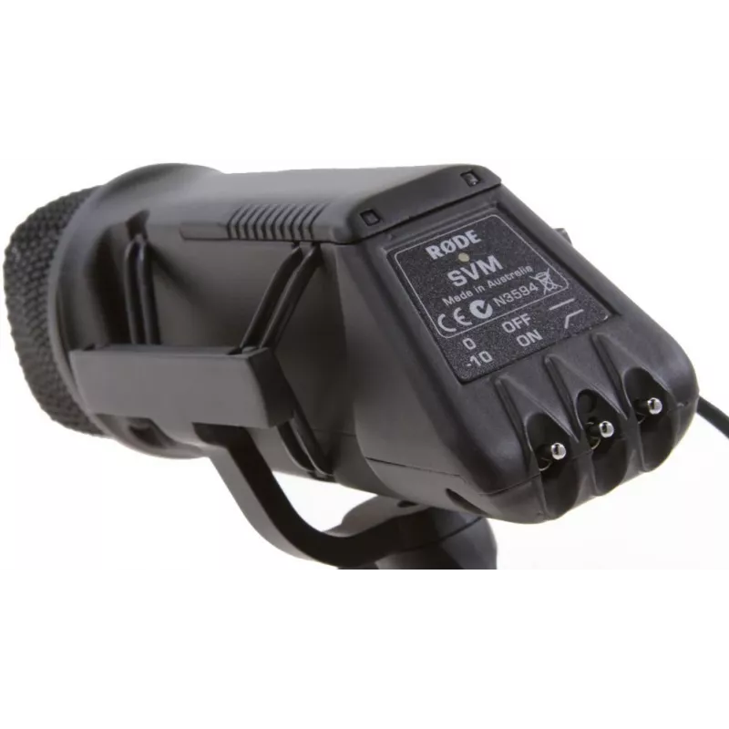 Rode SVM stereovideomikrofoni Rycote-Lyre-ripustuksella