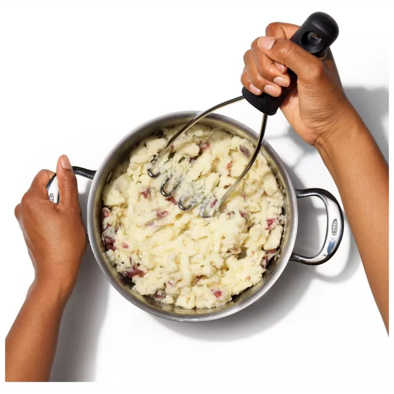 OXO Good Grips ruostumattomasta teräksestä valmistettu perunamuusin valmistin