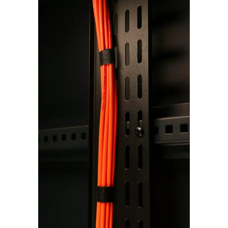 DS-IT pystysuora kaapelinhallintapaneeli 37U musta (DS-CABLETRAY-37U)