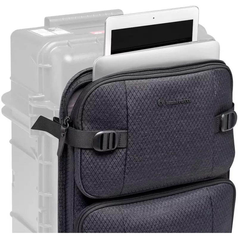 Manfrotto Pro Light Tough kannettavan tietokoneen kotelo 15 inch musta