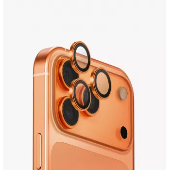 UNIQ Optix -alumiininen kameran linssinsuoja iPhone 17 Pro / 17 Pro Max -puhelimille asennustyökalulla, opaali