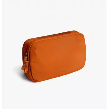 UNIQ Denver Tech Kit -pussi 2,5 l, oranssi
