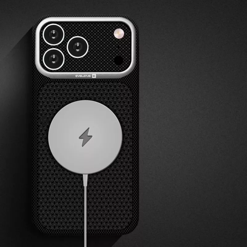 Evelatus Apple iPhone 17 Pro Carbon Premium Edition MagSafe -kotelo keskiyönsininen
