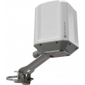 MikroTik 5G-reititin LAMP 5G R16 - 2 Gbps - Power over Ethernet