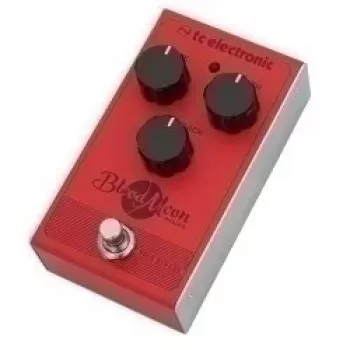 TC Electronic Blood Moon Phaser analoginen modulaatiopedaali True Bypass -toiminnolla