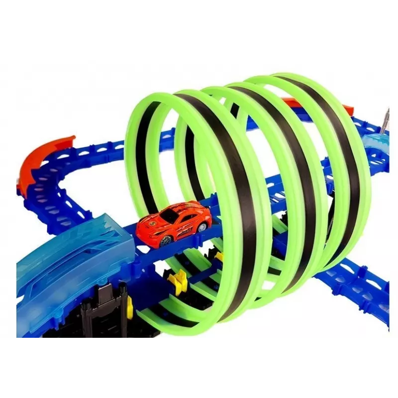 LEAN TOYS pimeässä hehkuva kilparata silmukoilla ja kauko-ohjattavalla autolla