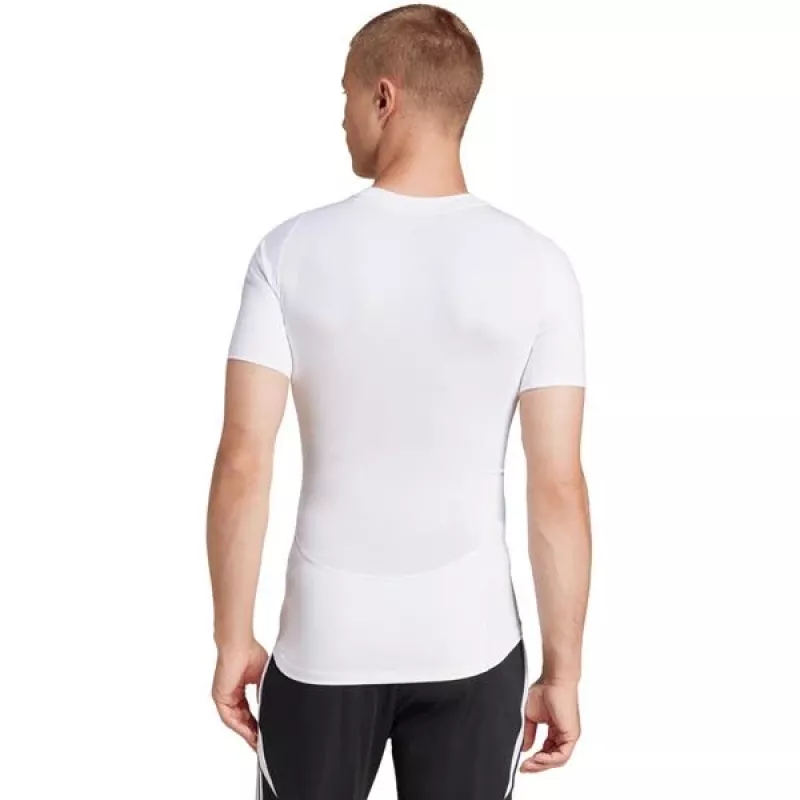 miesten adidas Techfit lyhythihainen t-paita valkoinen JP4675 M