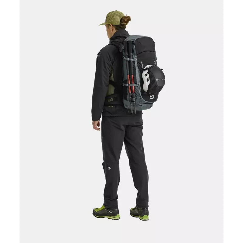 Ortovox Traverse 40 vaellusreppu - dark arctic grey
