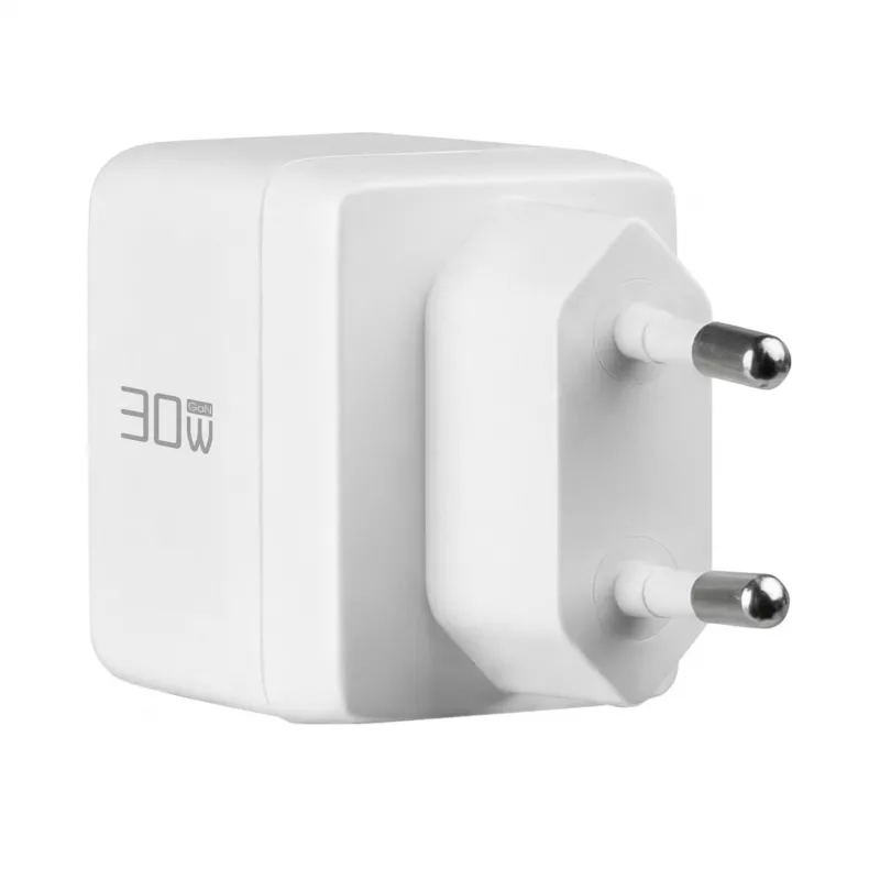 EFB Elektronik G301A1CE 30W GaN USB-C PD3.0 + USB-A QC3.0 -seinälaturisarja, 2 m USB-C-kaapeli, valkoinen