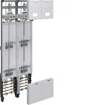 Hager ZK53Q7NT universZ täydellinen mittarikenttä 1350x500mm 3-vaihe 4 mittaripaikkaa 10 mm² erotustoiminnolla