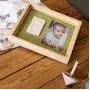 Baby Art Pure Frame puinen muistojoukko vauvan käden- tai jalanjäljelle