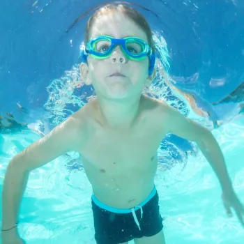 SCHILDKROT Junior uimalasit Capri, sininen/vihreä, Anti-Fog, sirpaleenkestävät polykarbonaattilasit, säädettävä hihna, 1 pari (940055)