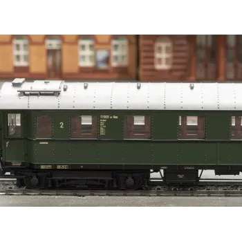 Märklin 42500 H0 pikajunavaunu B4uewe 2. luokka, DB