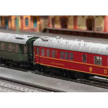 Märklin 42530 H0 pikajunan ravintolavaunu WR4üe, DB