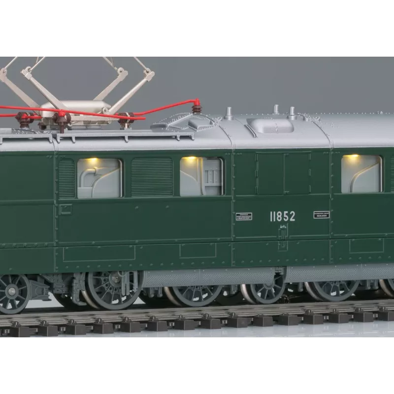 Märklin 38590 H0 pikajunan höyryveturi BR 03.10, MFX+ Sound, aikakausi III