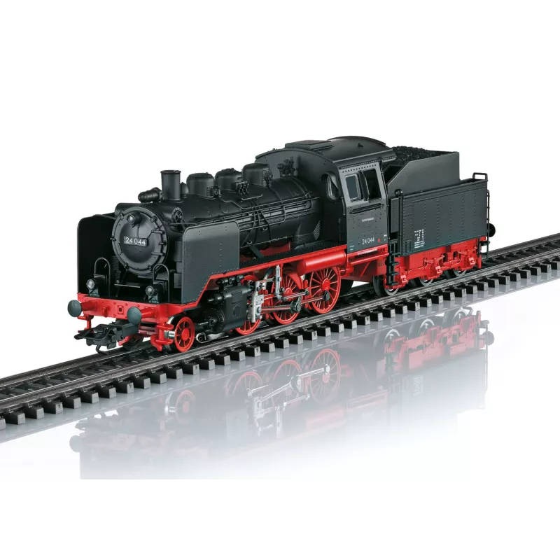 Märklin BR 24 höyryveturi 36244